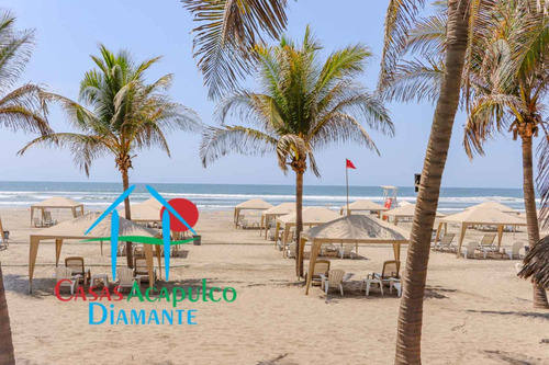 Cad La Isla Fiji S6. Depa En Reconocido Condominio De Playa. Con Terraza Y Vista A Las Albercas