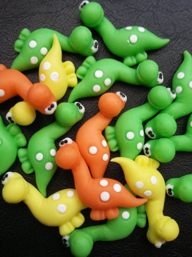 Souvenirs Dinosaurios Para Cumpleaños ,en Porcelana Fría .