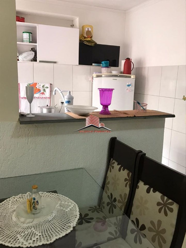 Imagem 5 de 10 de Apartamento De 2 Quartos No Camargos - 2229