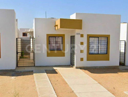 Casa En Venta En La Cantera, Mazatlán, Sinaloa.
