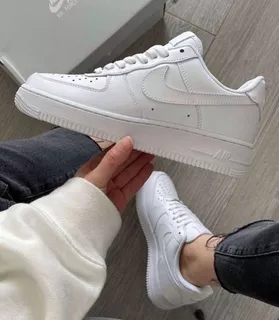 Tenis Nike Air Force 1 Blancos Low Talla 27.5 Hombre Mujer