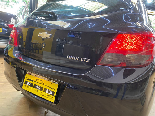 Chevrolet Onix 1.4 MPFI LTZ 8V FLEX 4P MANUAL
