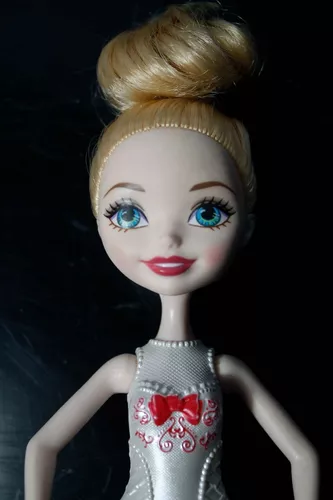 Boneca Ever After High Apple White Bailarina Usada