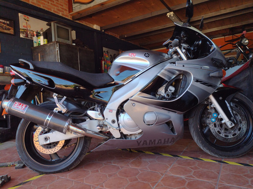 Yzf Thundercat, Frenos Brembo, 6 Velocidades, Escape Yoshimu