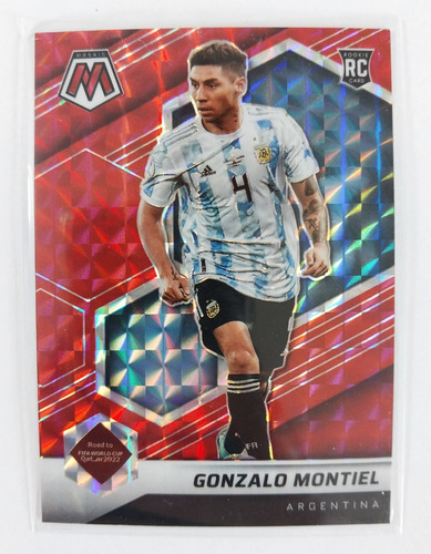 Gonzalo Montiel Mundial Qatar 2022 Carta Panini Red Mosaic  