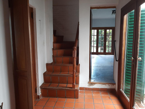 Venta Casa 5 Ambientes Centro De Lujan