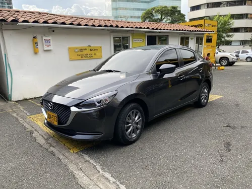 Mazda 2 1.5 Touring Mt 2021