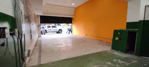 Se Arrienda Local En La 65 Con La 51, Medellín