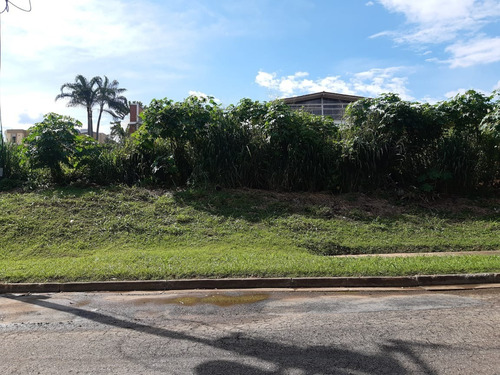 Imagen 3 de 8 de Se Vende Terreno En Altos De Guataparo Att- Angela Betancourt 04125067379 04244900499