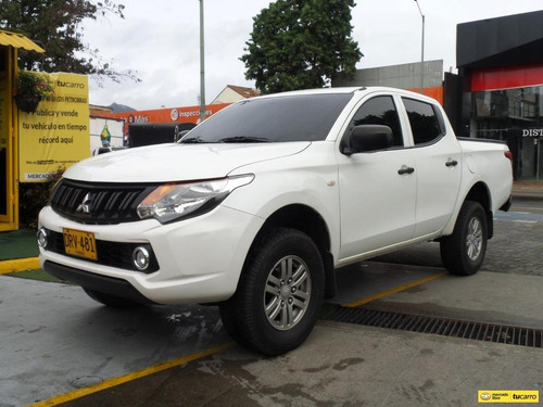 Imagen 1 de 19 de Mitsubishi L200 Sportero