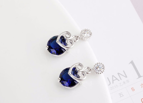 Imagen 2 de 4 de Set De Aretes Y Dije Azul Marino Corazón Zirconia Mod.175