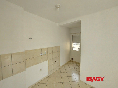 Imagem 4 de 11 de Excelente Apartamento 2 Dormitorio(s) Em Passa Vinte - Palhoca - L-114405