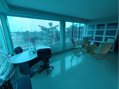 Imagen 26 de 28 de En Venta Edificio Comercial Morón.