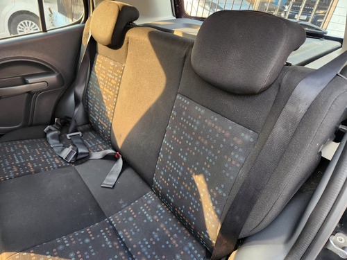 Fiat Uno 1.0 Vivace Flex 5p