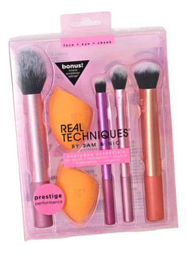 . 2024 Real Techniques, Everyday Essentials, Set De Brochas