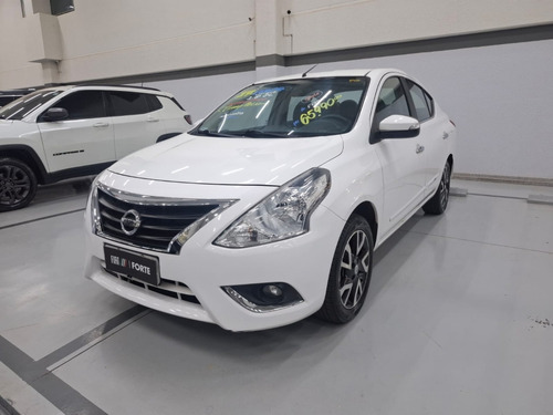 Nissan Versa 1.6 16V FLEXSTART UNIQUE 4P XTRONIC