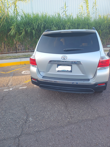 Toyota Highlander Base Premium Aa R-17 At