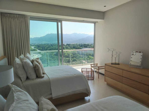 Peninsula Puerto Vallarta Departamento En Venta
