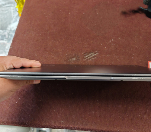 Laptop Huawei D14 Core I3 10th ,8gb Ram Y 256gb Gris (Usado)