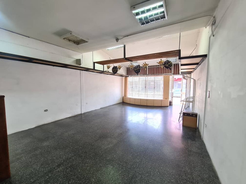 Marisol Castro Alquila Local Comercial En C.c. Paseo Las Acacias | Av. Bolívar | Valencia | A Pie De Calle | Calle 133 López Latouche | Subiendo Hacia La Cruz Roja | Inl-ka