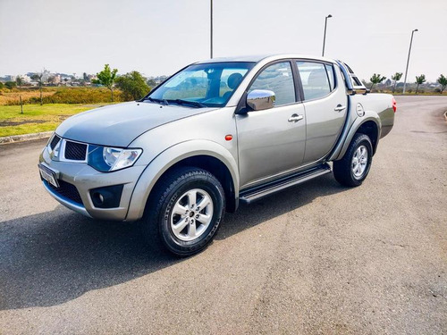Mitsubishi L200 L-200 Triton 4x4 At 3.2 16v Tb-ic Dies. (nac) 4p