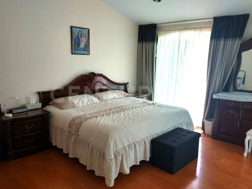 Casa En Venta De 4 Recamaras Y Amplio Jardin Cerca De Camino Real A Cholula.
