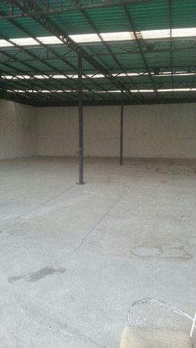 (#1147) Galpón De 450m2 - Turumo (cerca De La Urbina)