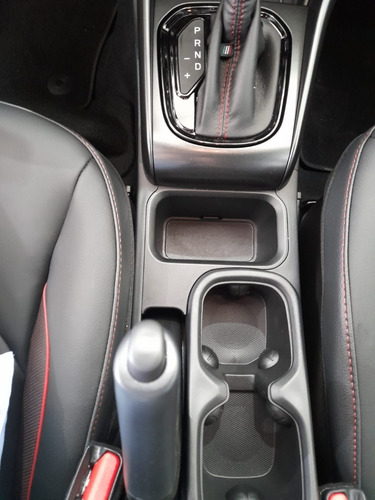 Imagen 10 de 13 de Fiat Toro Ultra