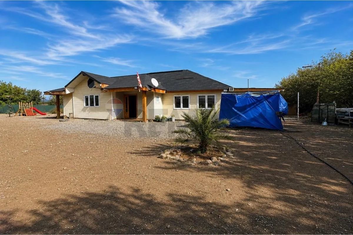 Imagen 1 de 17 de Parcela 5.800 M² Con Casa Y Piscina