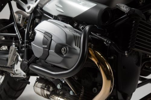 Imagen 3 de 3 de Defensas Sw Motech Bmw Rninet 2014 En Adelante