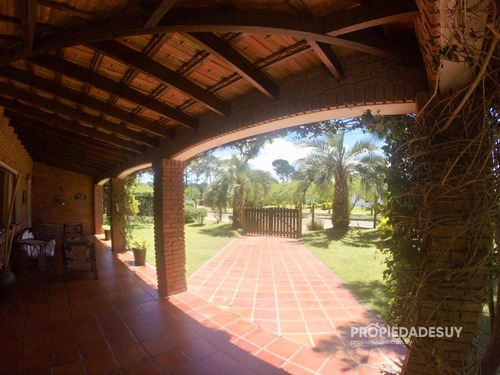Muy Lindo Chalet De Tres Dormitorios-ref:873