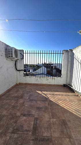 Triplex En Venta 3 Ambientes Con Cochera,isidro Casanova.
