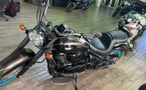 Vulcan 900 Classic, Nueva, Con 1.700 Millas De Único Dueño