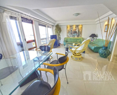 Venta - Departamento, Vista Al Mar, 3 Dormitorios