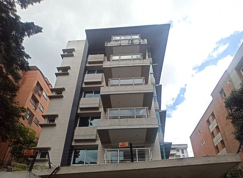 Vendo Apto En Campo Alegre 167m2 3h+s/2b+s/3p 9015