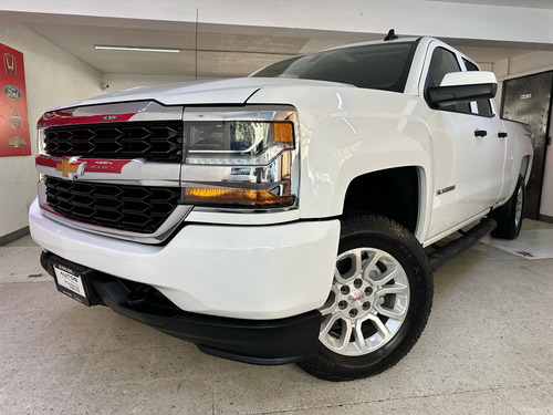 Chevrolet Silverado 5.4 2500 Doble Cabina Ls 4x2 At