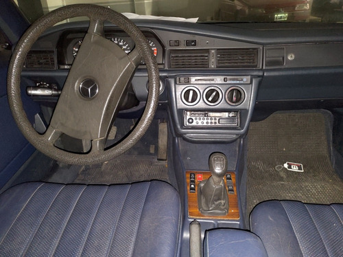 Mercedes Benz 190e