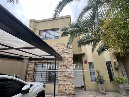 Casa Tipo Duplex En Venta 4 Ambientes Ituzaingó