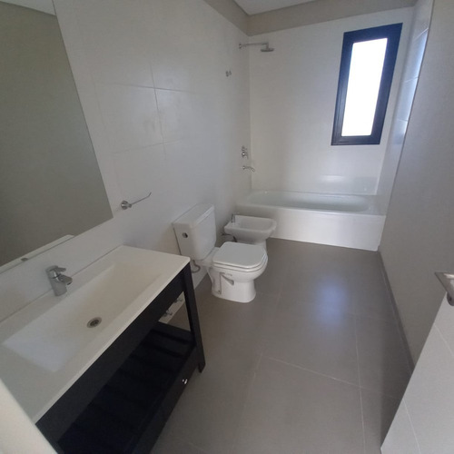 Imagen 14 de 14 de Alquiler - Casa 4 Amb C/ Parque - Manzanares