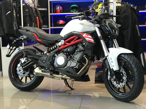 Benelli 302 S 0 Km Benelli Cycles