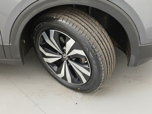 Volkswagen T-Cross 1.4 250 TSI TOTAL FLEX HIGHLINE AUTOMÁTICO