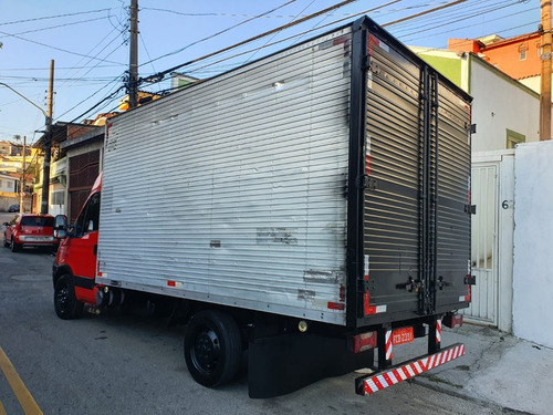 Imagem 7 de 15 de Iveco Daily 3.0 Diesel 35s14 Ano 2013 Baú