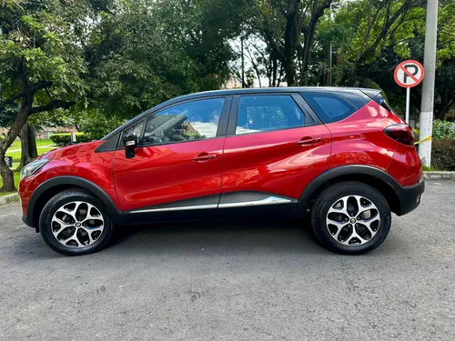 Renault Captur 2.0 Intens Automática