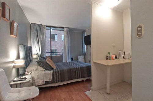 Estudio Con Estacionamiento En Arriendo En Las Condes