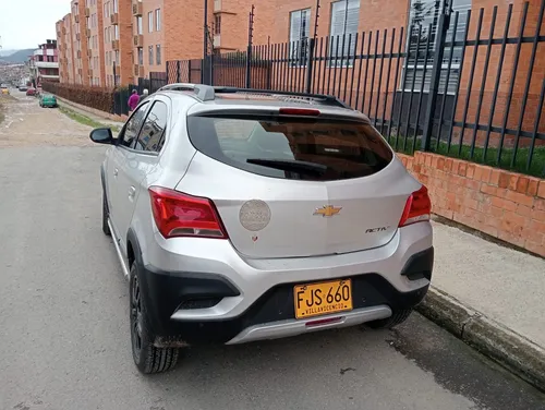 Chevrolet Onix 1.4 Ltz 5 p