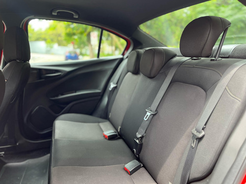 Fiat Cronos 1.3 Drive Flex 4p