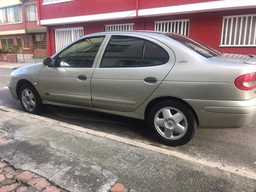 Renault Megane 1.6 Unique