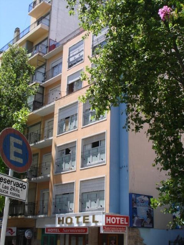 Imagen 1 de 23 de Hotel Sarmiento