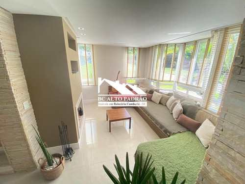 Imagem 2 de 19 de Casa No Condomínio Horizontal - Praia Brava - 2220