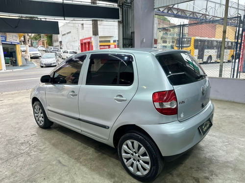 Volkswagen Fox 1.6 Plus Total Flex 5p